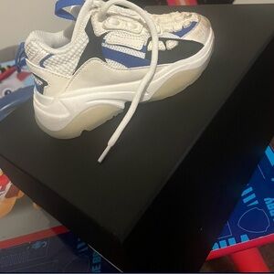 Amiri toddler shoes fit snug